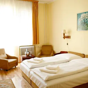 Otel Bara Junior