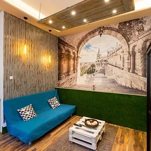 Appartamento K10 B Kazinczy, Budapest