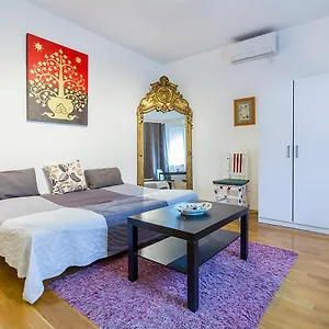 Appartamento Mohinga, Budapest