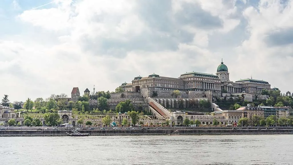 ***** Otel Hilton Budapeşte Macaristan